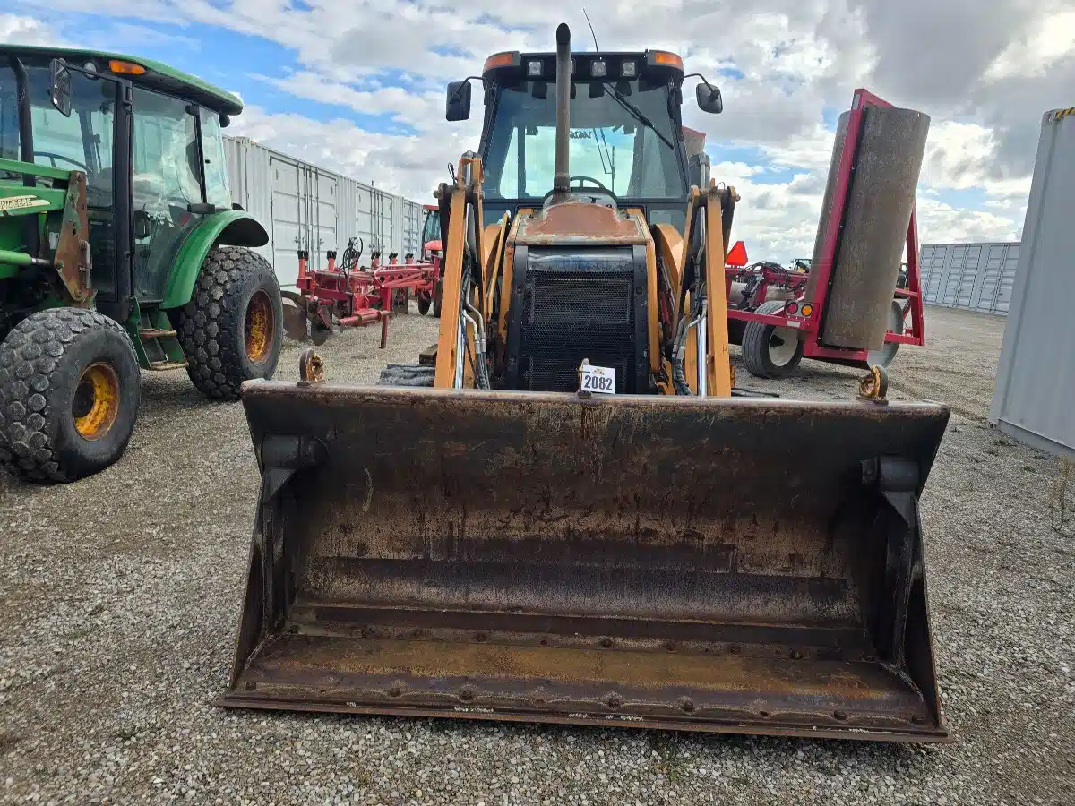 Gallery image 2 for 2014 Case 570NXT Tractor Loader