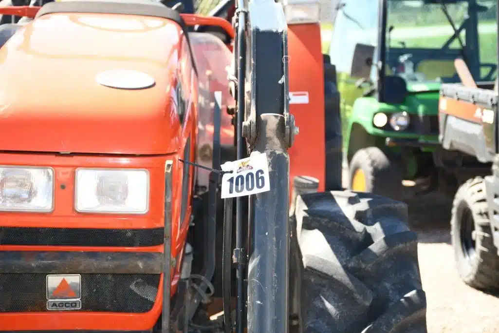 Gallery image 2 for Used Agco GT55A Tractor