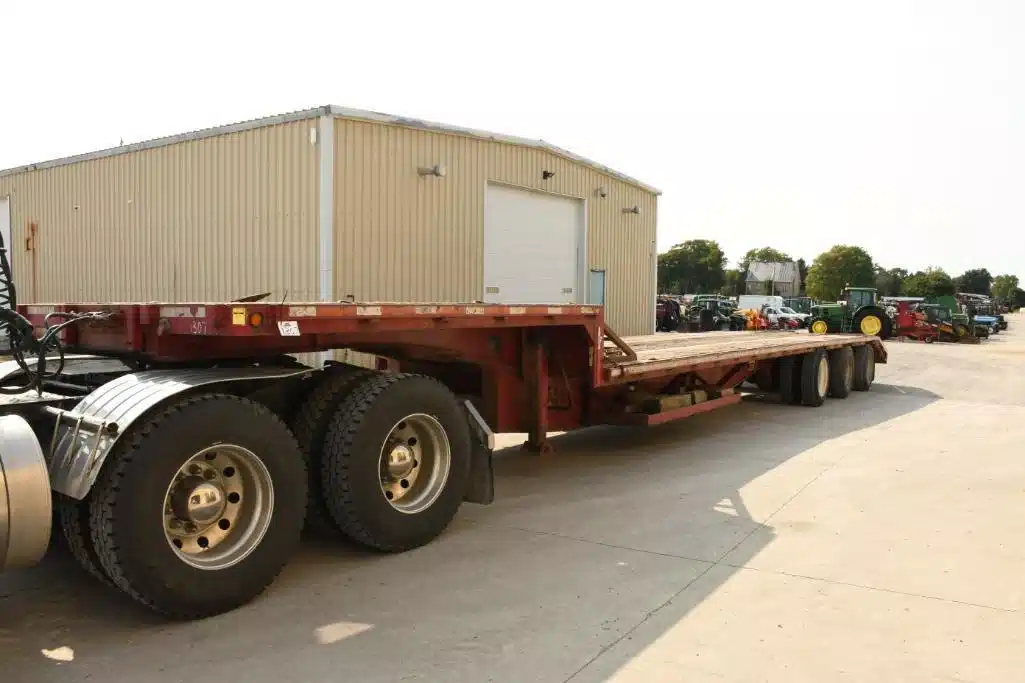 Gallery image 2 for Used 2008 Homesteader 53FT Trailer - Step Deck