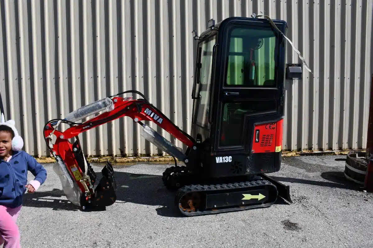 Gallery image 1 for New 2024 MIVA VA13C Excavator