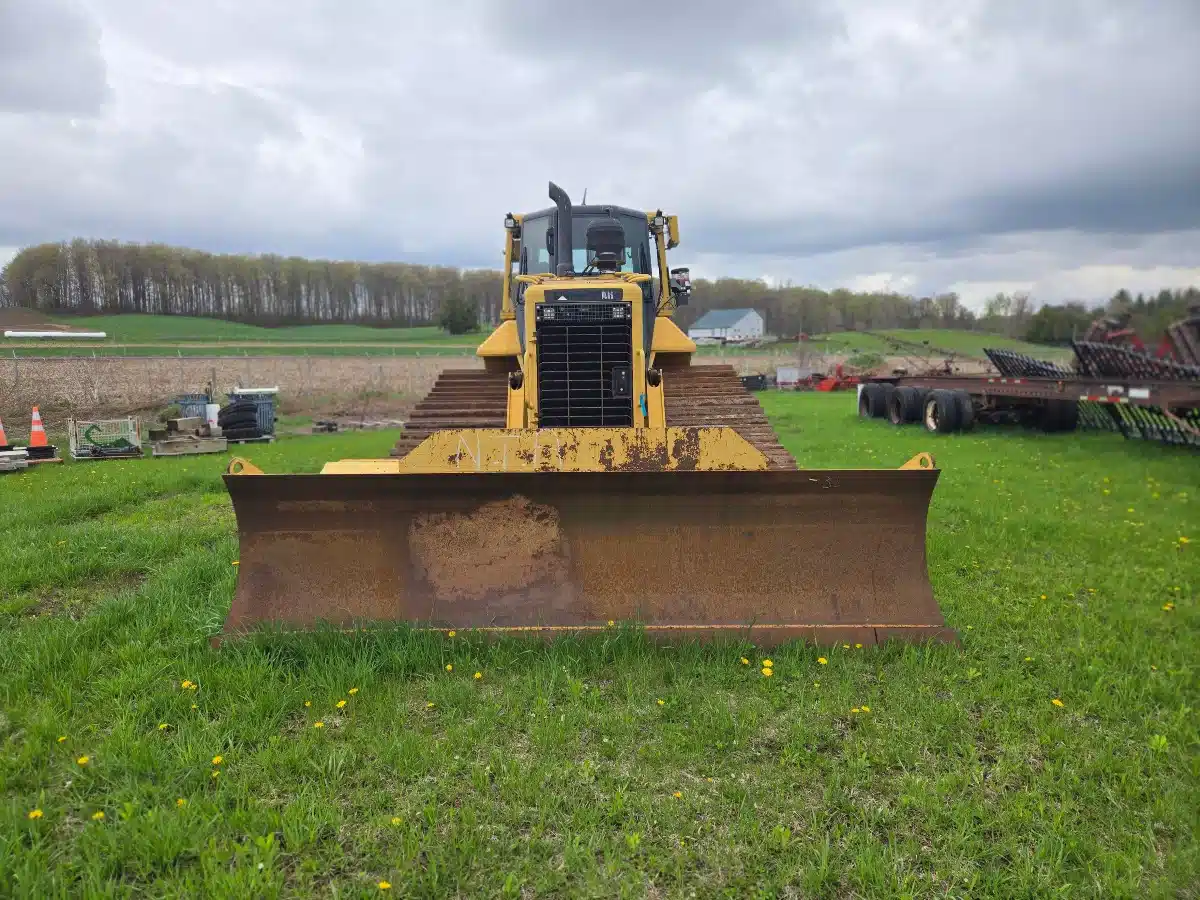 Gallery image 2 for Used 2008 Caterpillar D6N Dozer