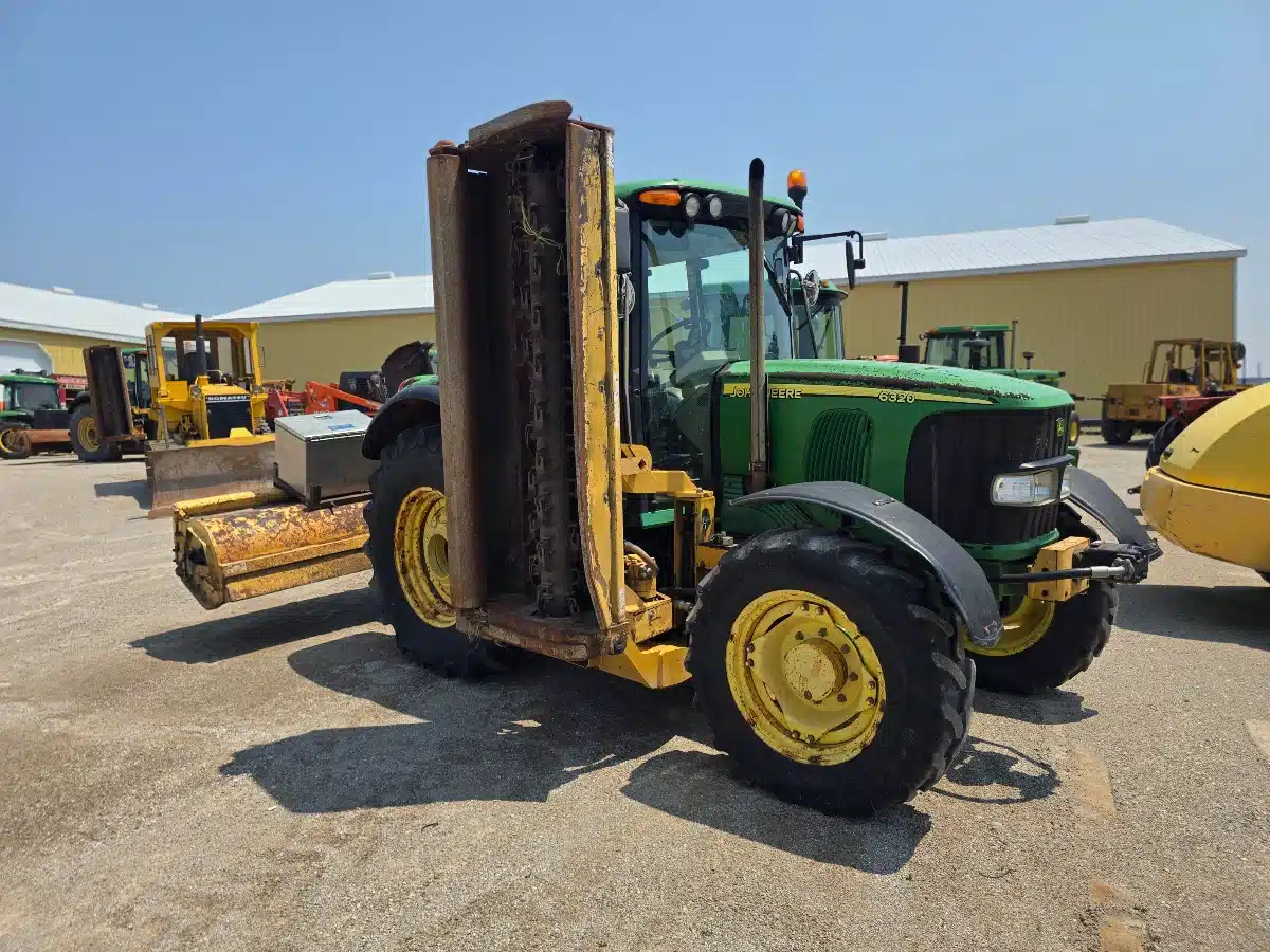 Gallery image 1 for Used John Deere 6320 Tractor