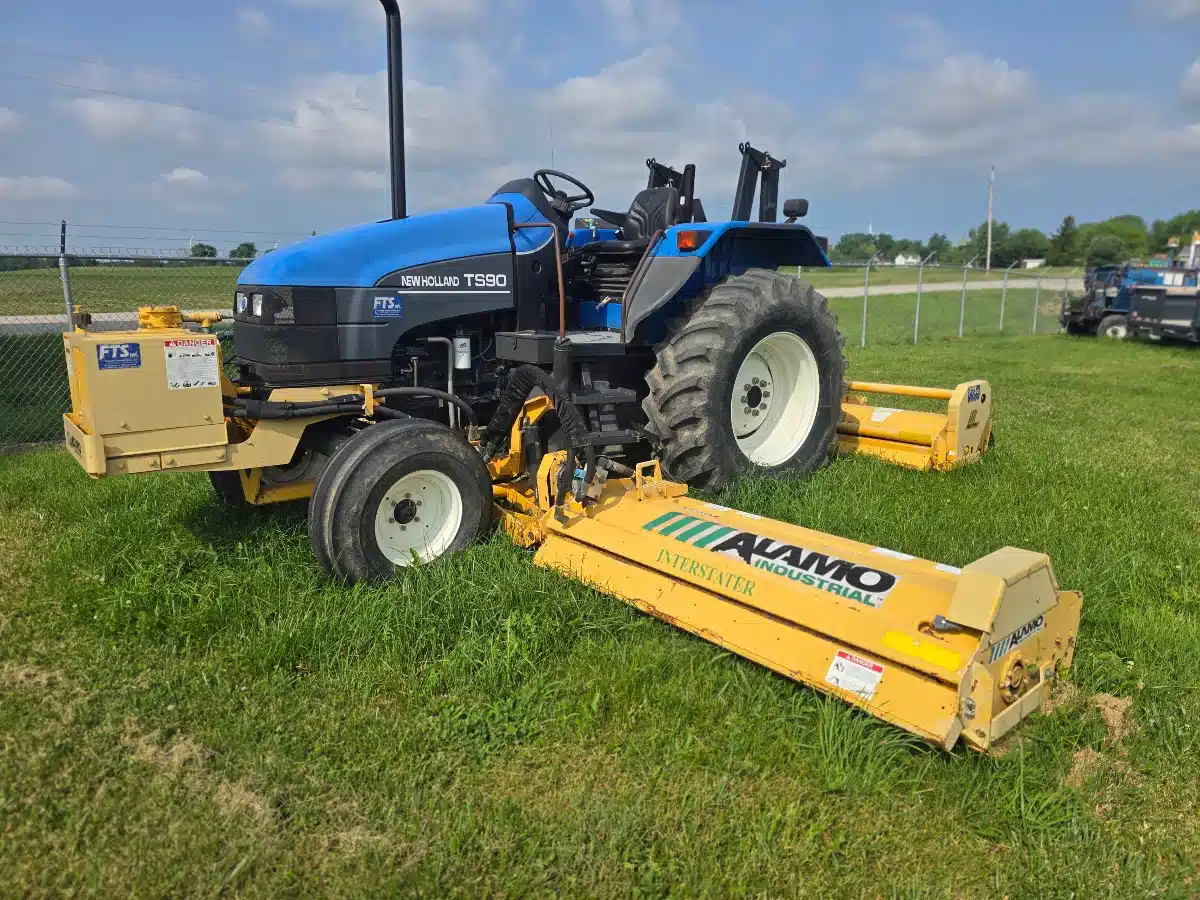 Gallery image 1 for Used New Holland TS90 Tractor