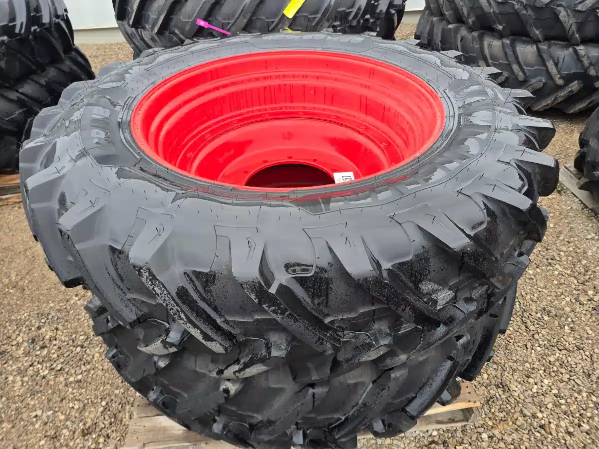 Gallery image 1 for Michelin 420/85R38 AGRIBIB2 Tires & Rims