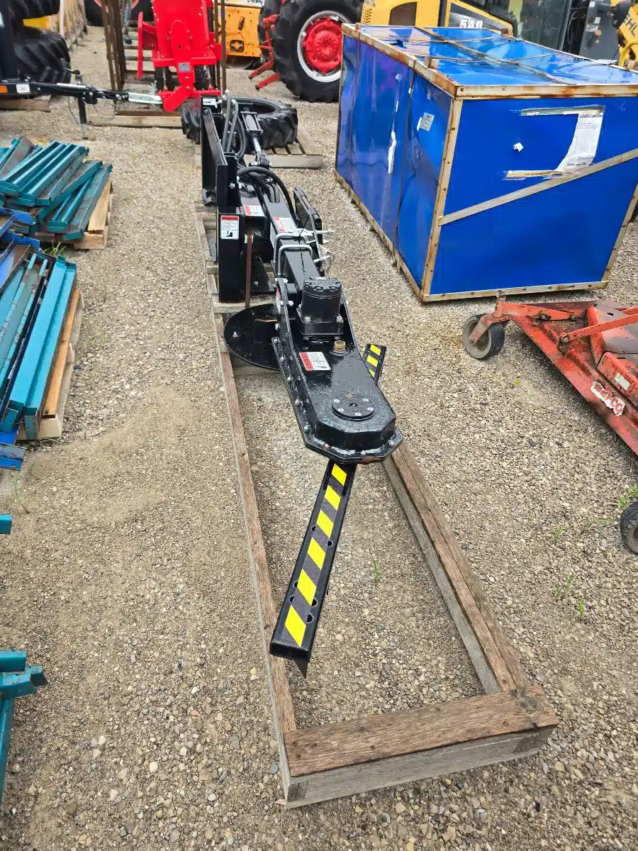 Gallery image 2 for New SANDMAN FREE STALL GROOMER Attachment