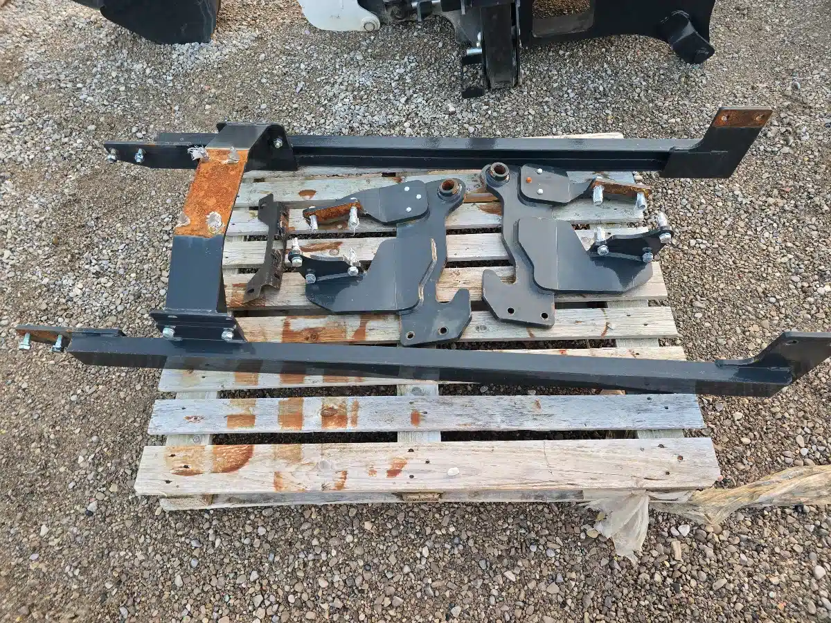 Gallery image 2 for Bobcat BH86-5 Backhoe Attachment