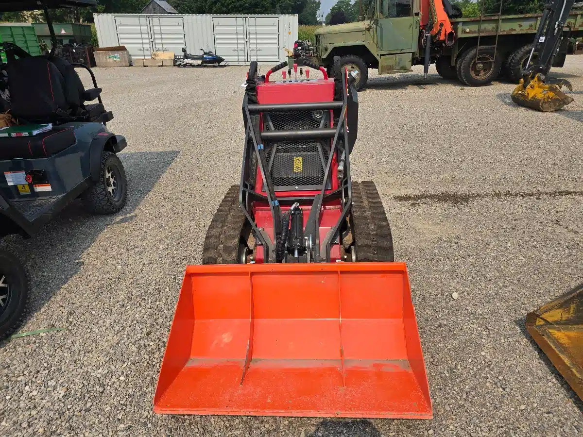 Gallery image 2 for 2023 MK Martin TL15D Track Loader