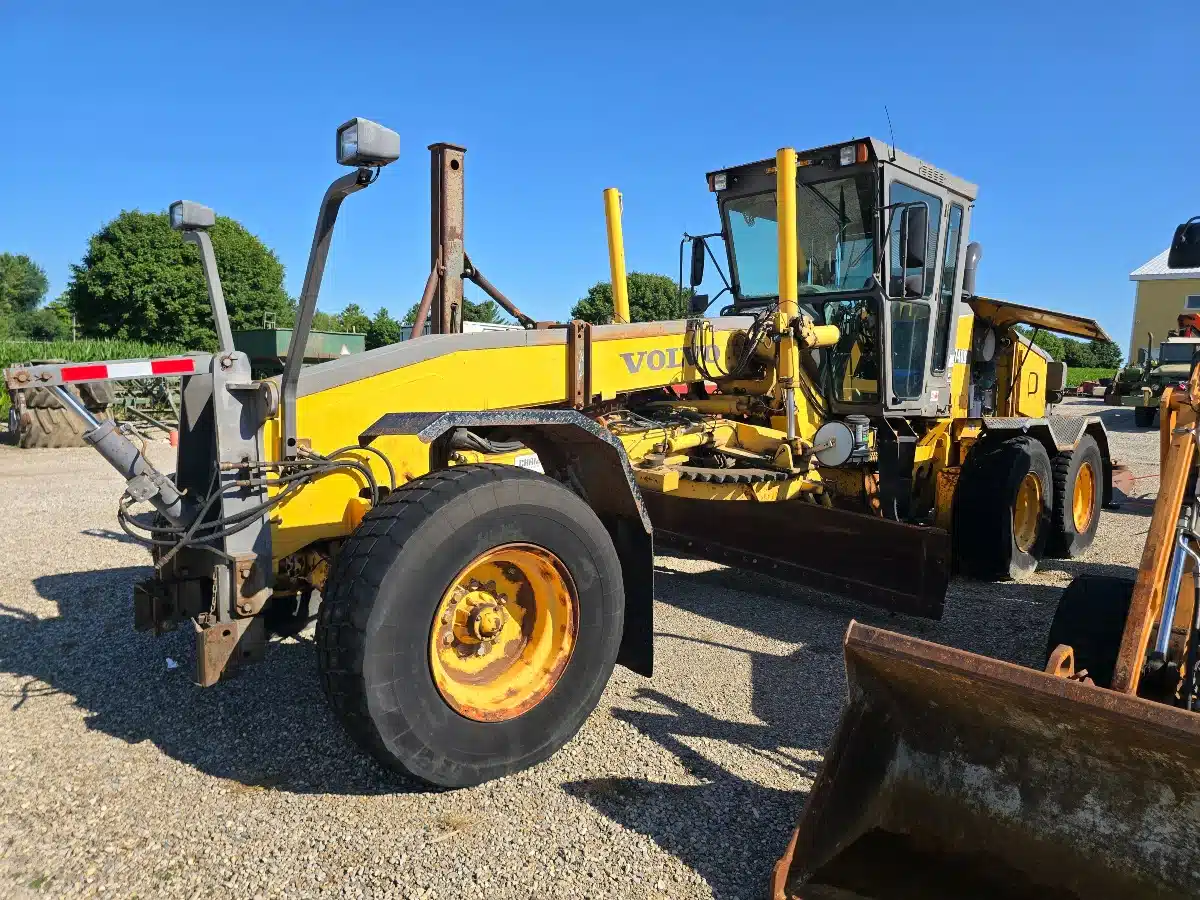 Gallery image 1 for Used Volvo G740B Grader