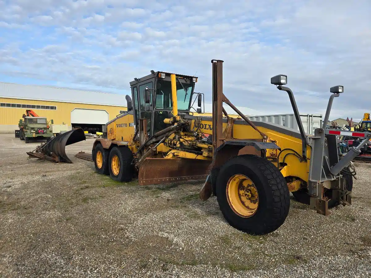 Gallery image 1 for Volvo G740B Grader