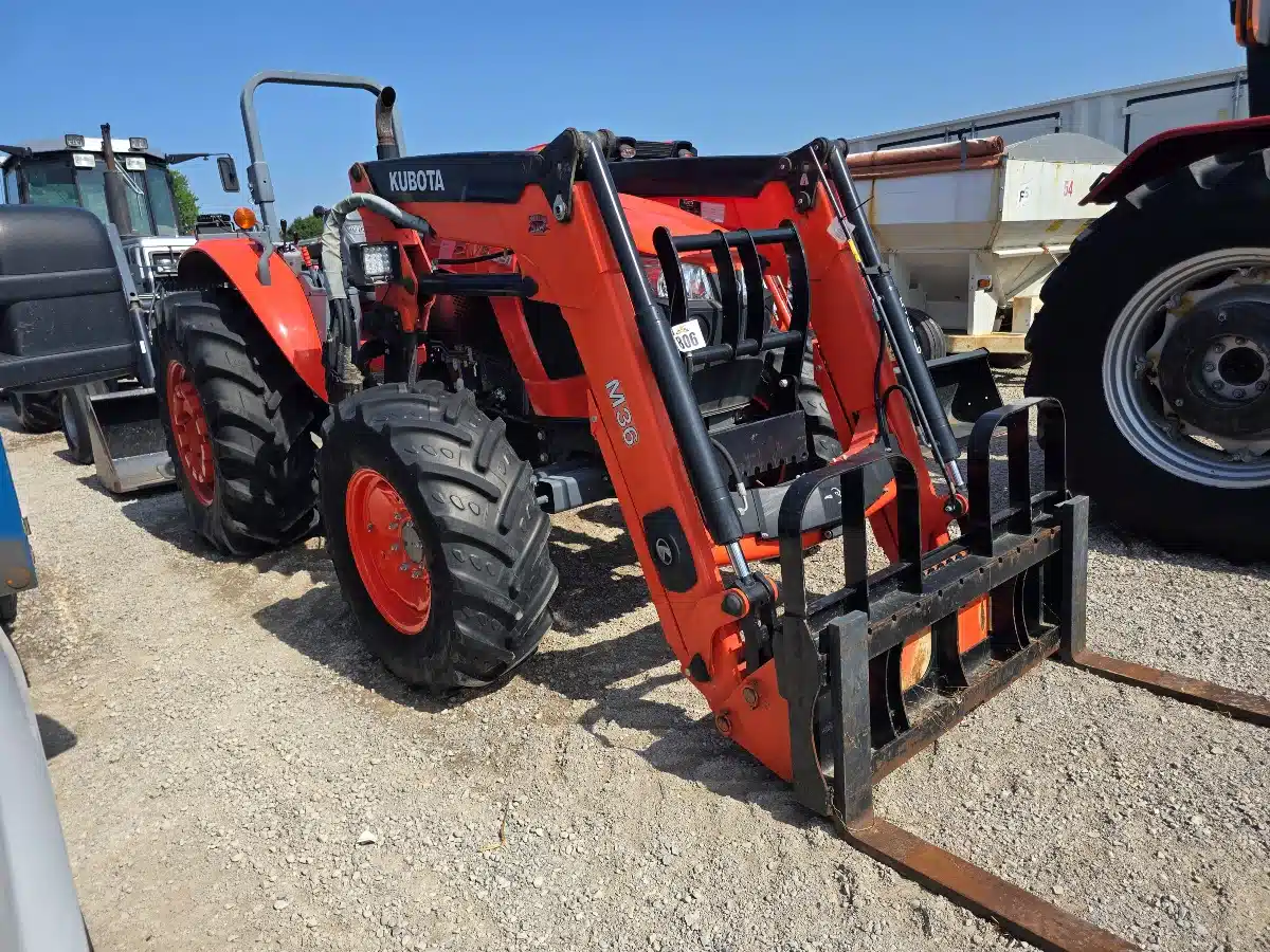 Used Kubota M5-091 Tractor
