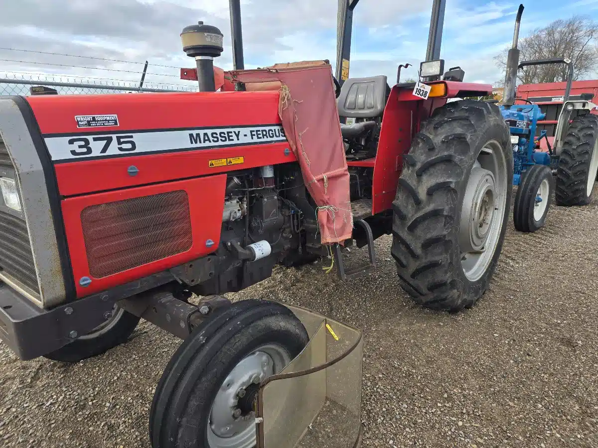 Gallery image 2 for Used Massey Ferguson 375 Tractor