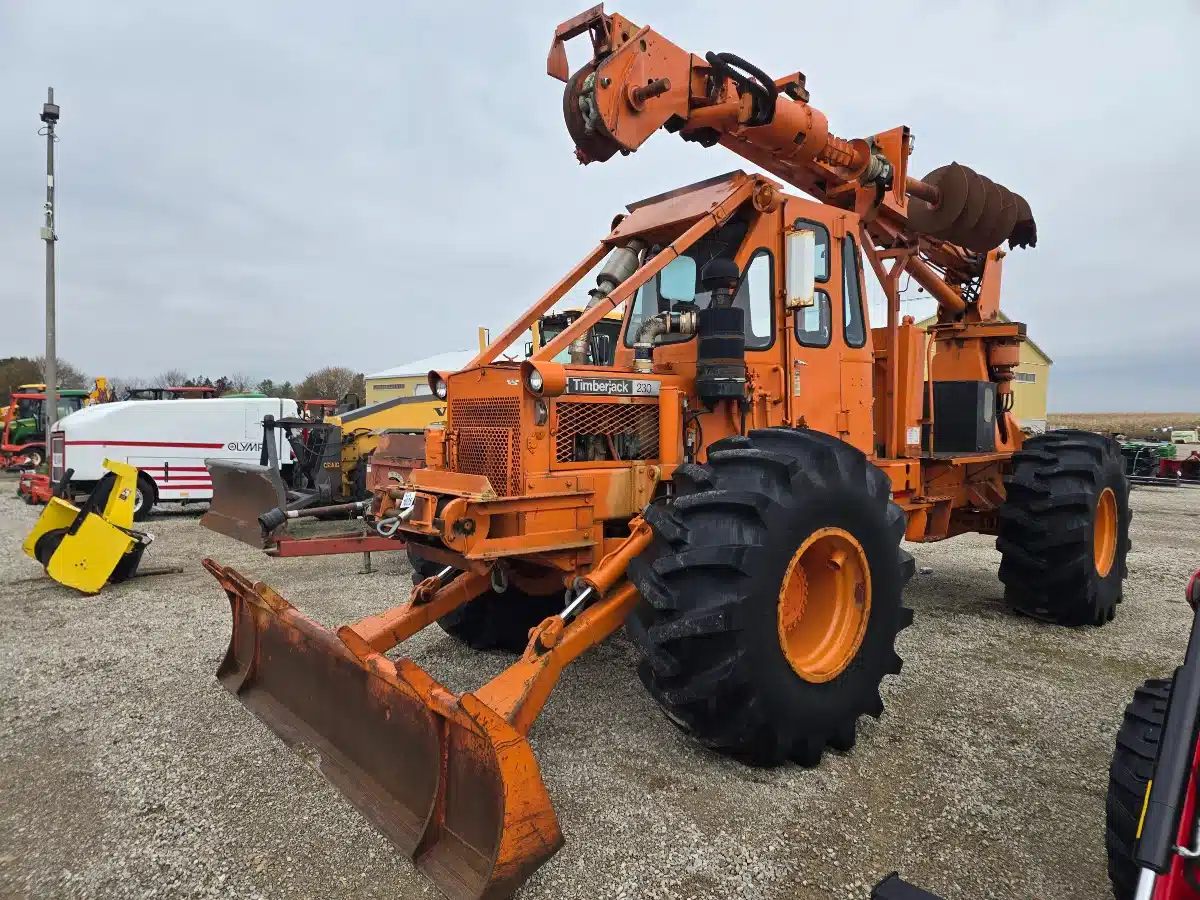 Gallery image 1 for Used Timberjack 230 Skidder