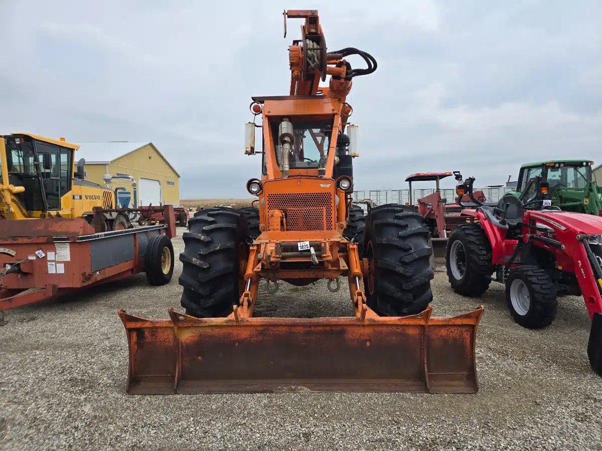 Gallery image 2 for 1985 Timberjack 230 Skidder