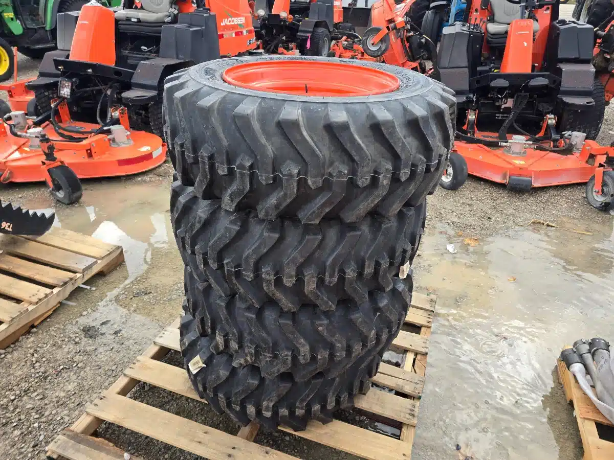 Camso 10-16.5 Tires & Rims