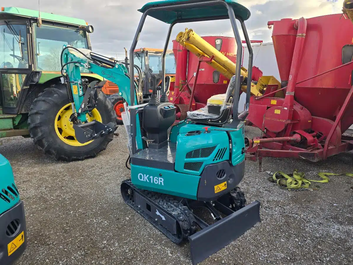 Gallery image 1 for 2025 CFG Industry QK16R Excavator