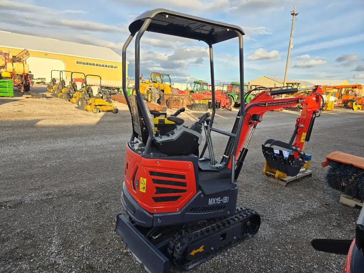 Gallery image 2 for 2025 AGT Industrial MX15B Excavator
