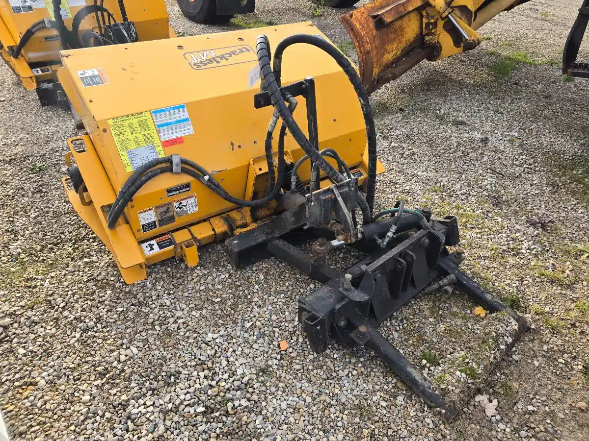 Gallery image 2 for Trackless Vehicles AS0C24 Sweeper