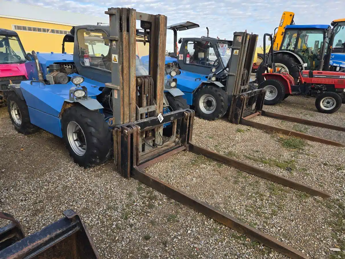 2018 CMC INDUSTRIES 1300KG Forklift