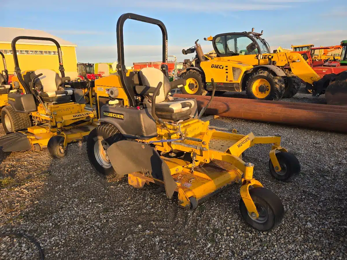 Hustler DIESEL Z Mower - Zero Turn