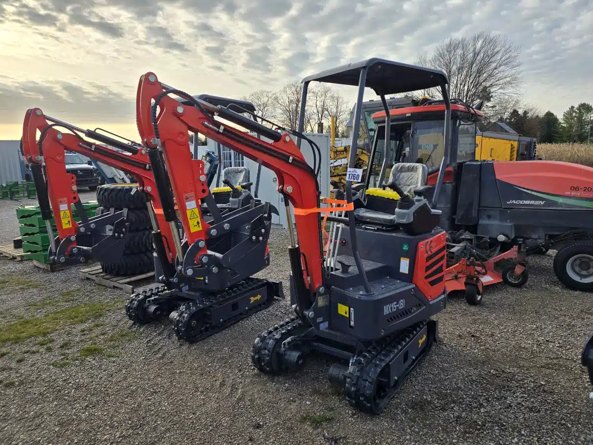 2025 AGT Industrial MX15B Excavator