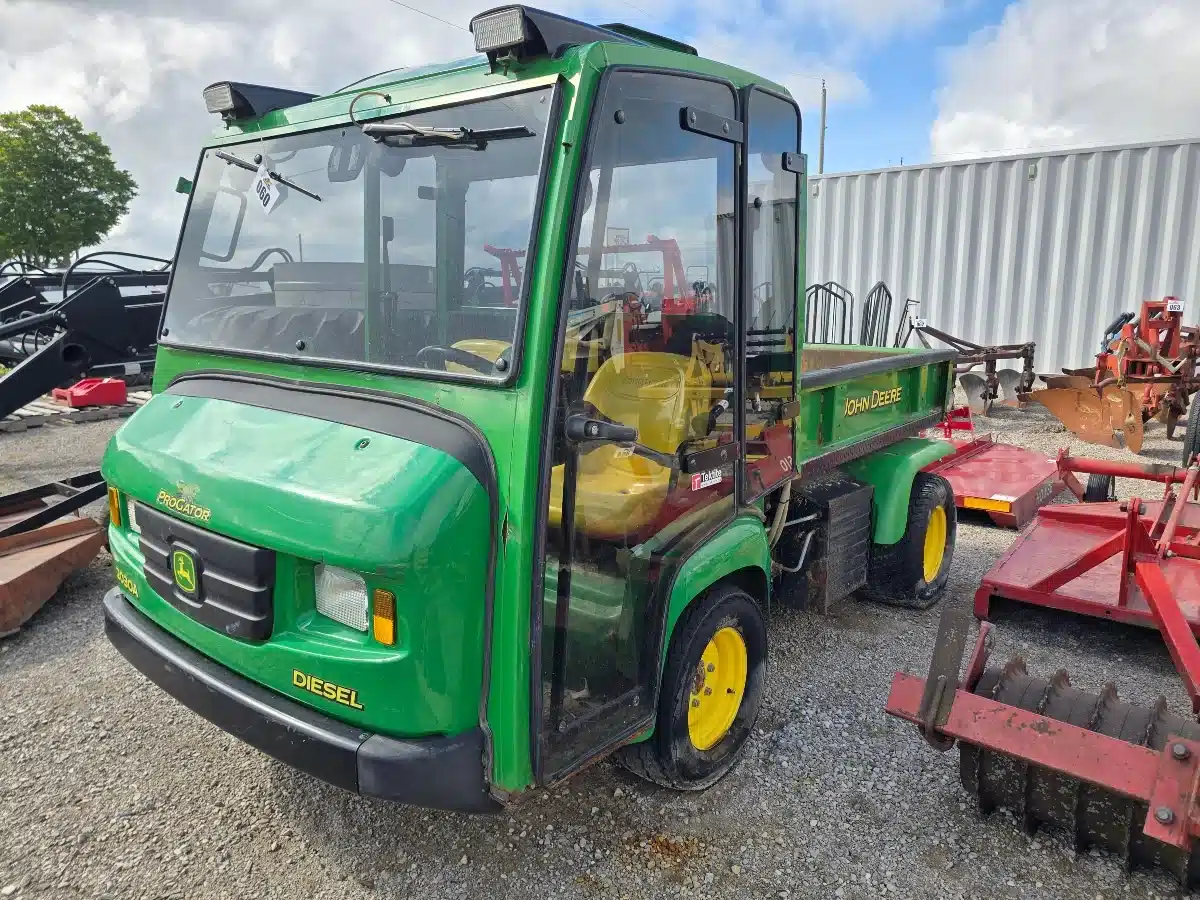 Gallery image 1 for John Deere PROGATOR 2030A Utility Vehicle