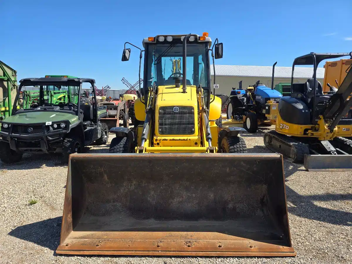 Gallery image 2 for New Holland B95 Backhoe Loader