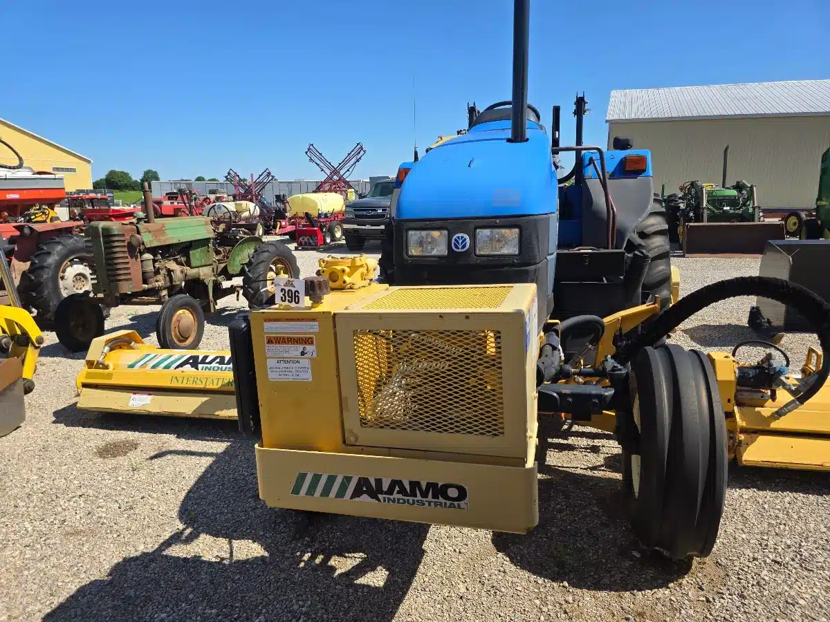 Gallery image 2 for New Holland TS90 Tractor