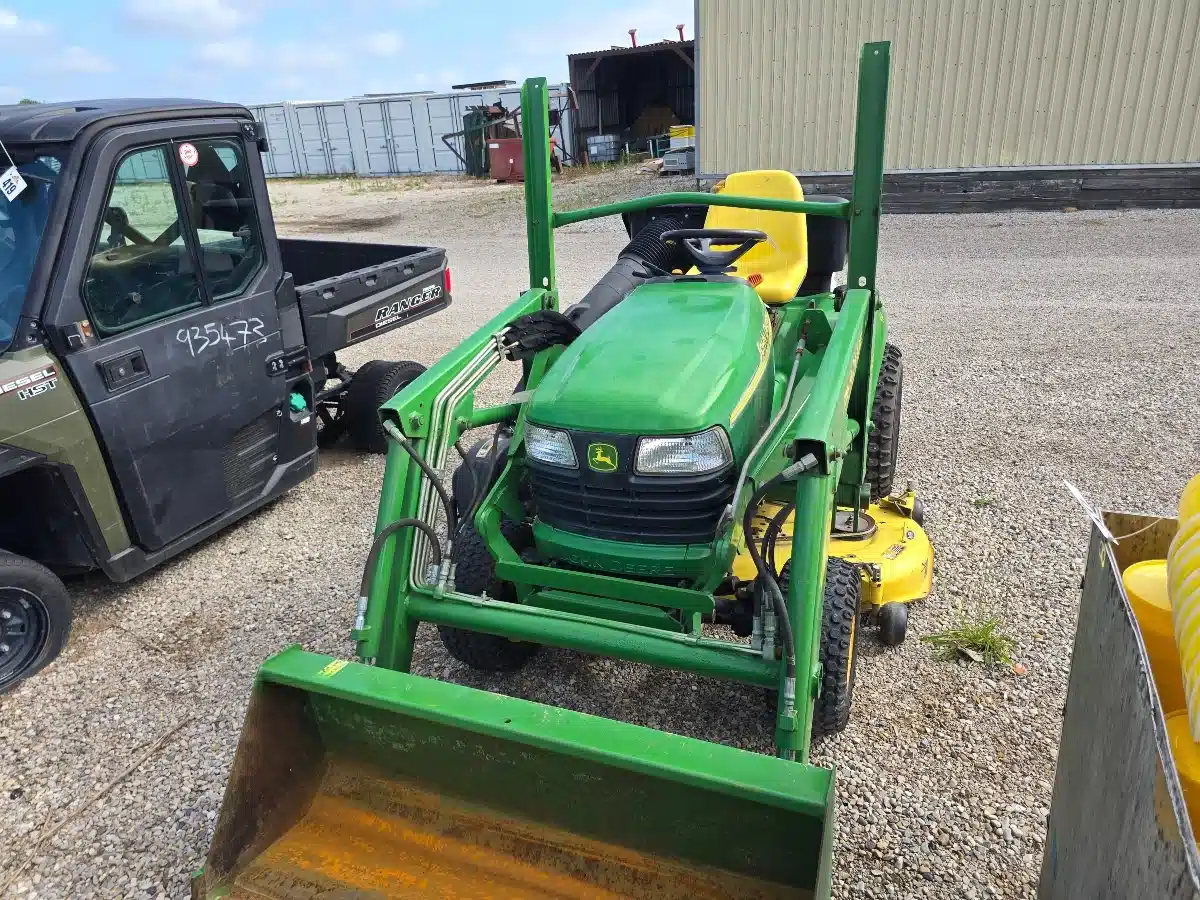 Photo de la Galerie 2 pour John Deere X575 Tracteur à pelouse