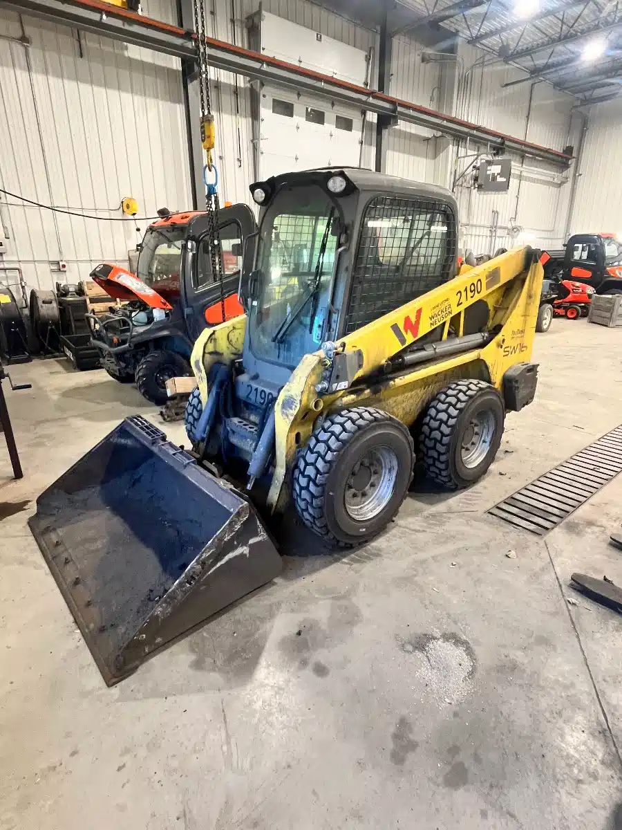Gallery image 2 for Used 2019 Wacker Neuson SW16 Skid Steer