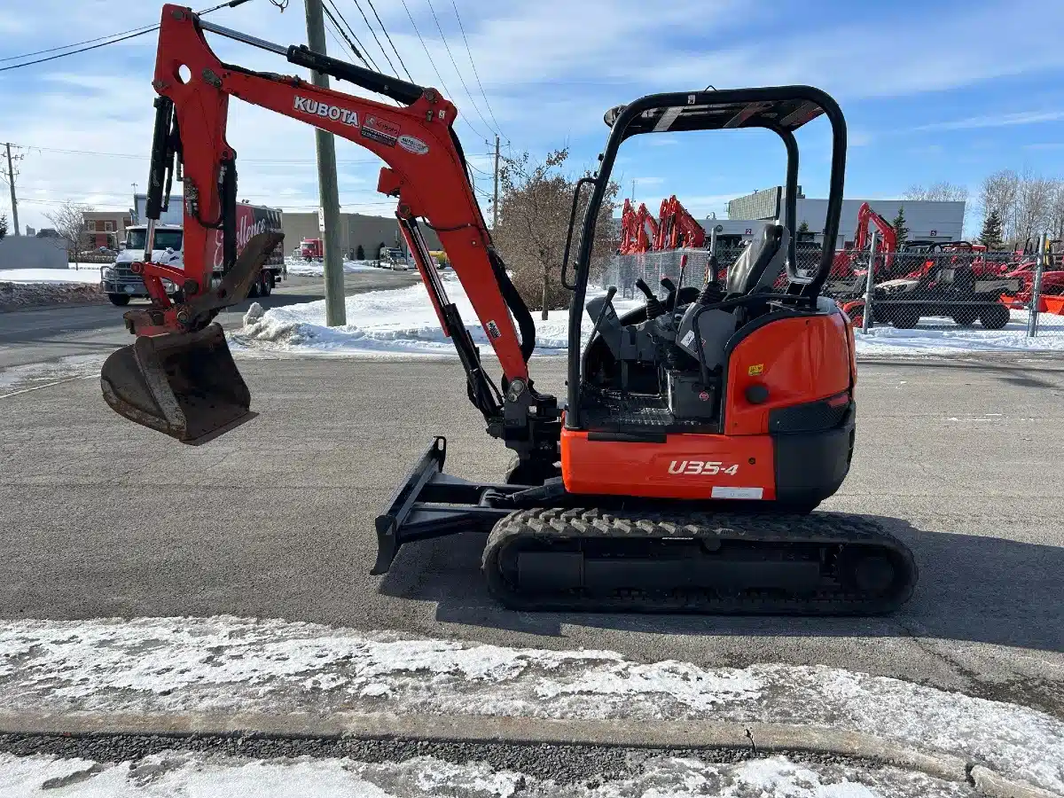 Gallery image 2 for 2017 Kubota u35-4hg Excavator