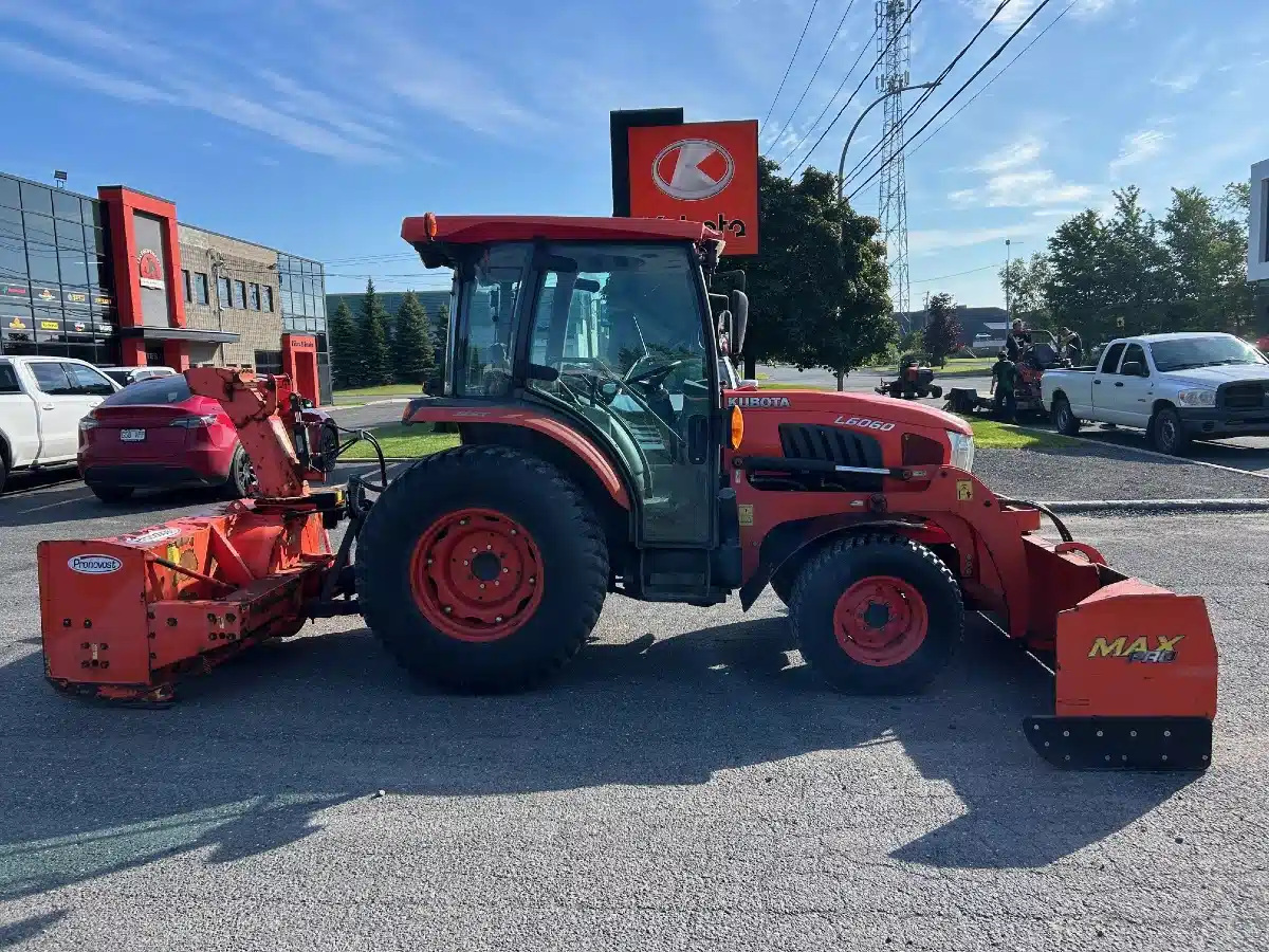 Gallery image 1 for Used 2017 Kubota L6060 Tractor