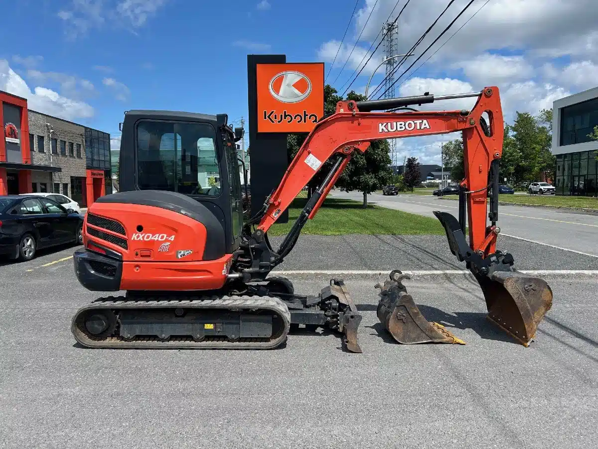 Gallery image 1 for Used 2014 Kubota KX040-4 Excavator