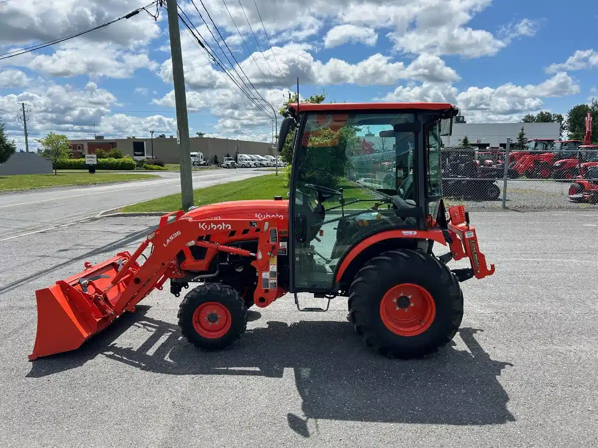 Gallery image 2 for Used 2020 Kubota LX2610 Tractor