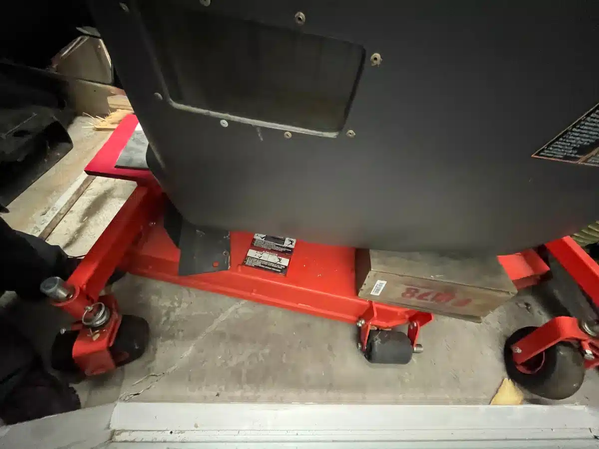 Gallery image 2 for 2021 Kubota *GCK72-F39 Lawn Tractor