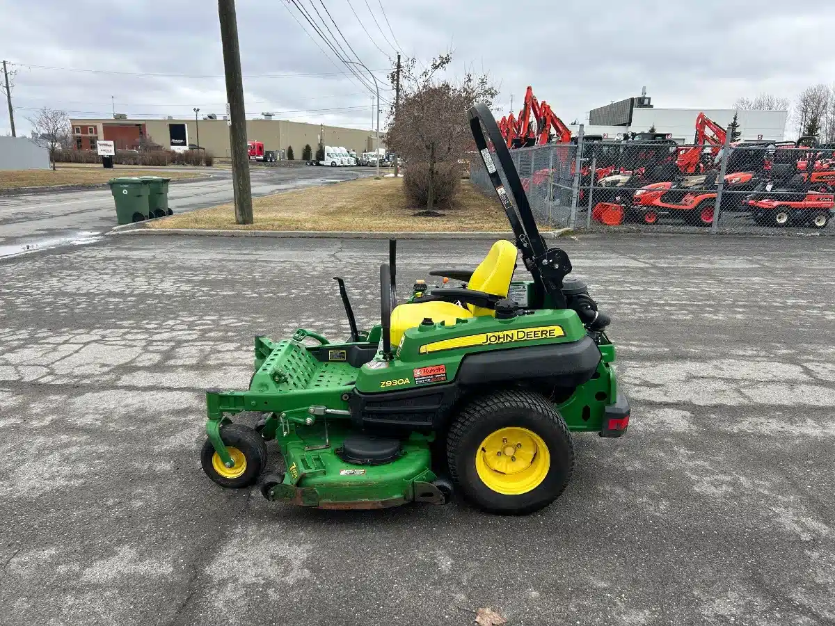 Gallery image 2 for 2012 John Deere Z930A Mower - Zero Turn