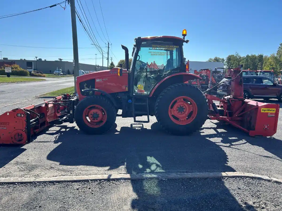 Gallery image 2 for 2022 Kubota M6-101DTCC-F Tractor