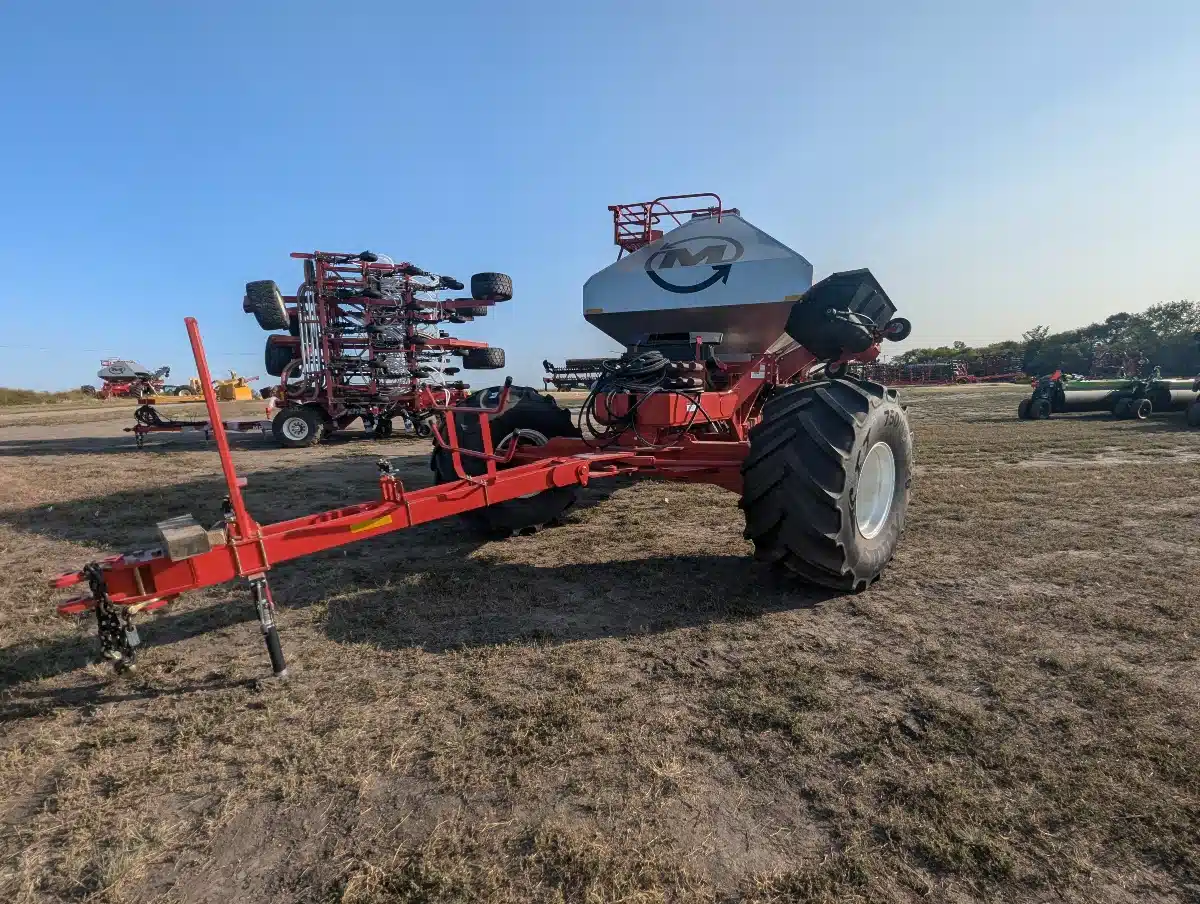 Gallery image 2 for New 2024 Morris 9650 Air Cart