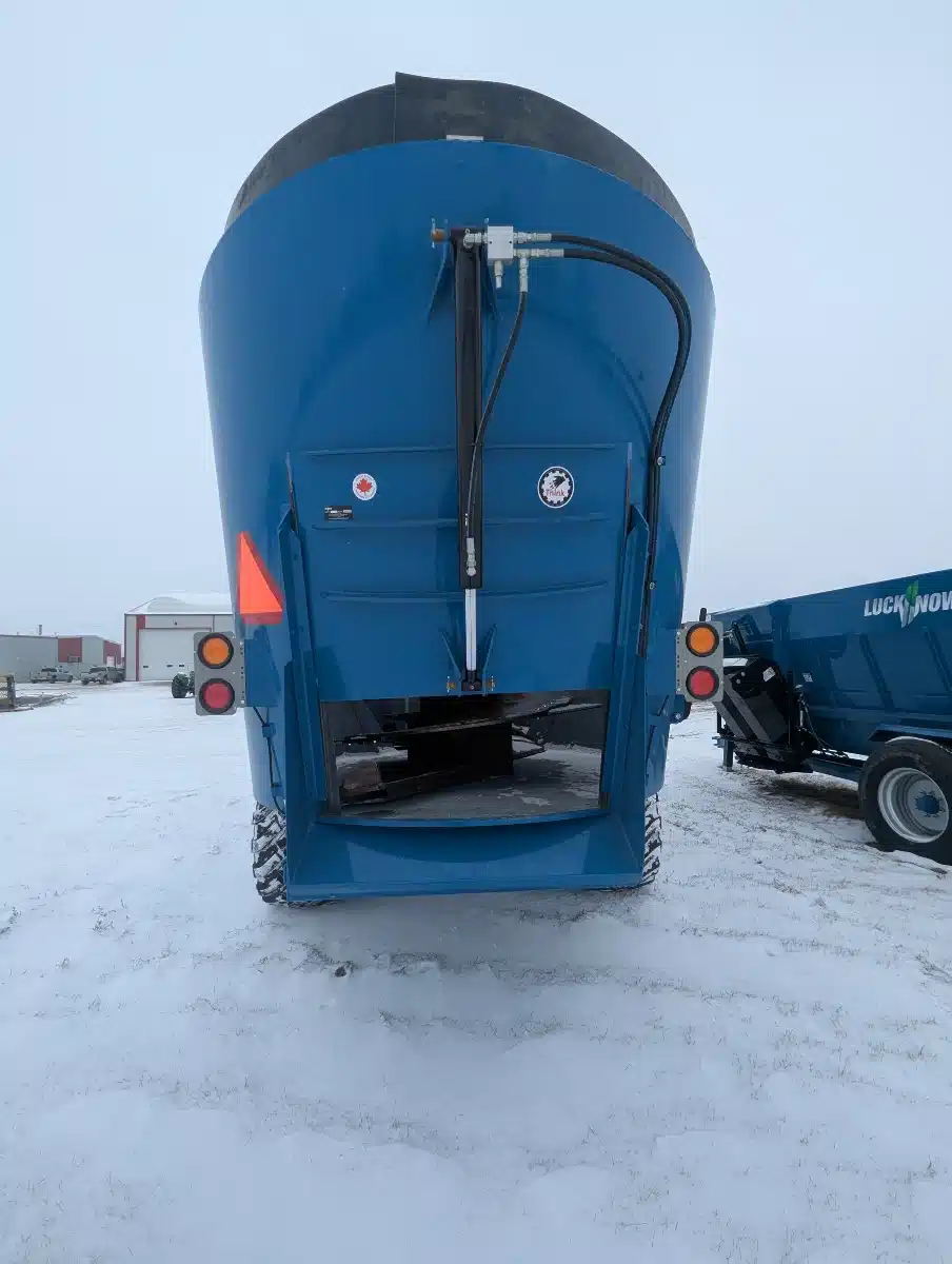 Gallery image 2 for 2026 Lucknow 2690 TMR Mixer