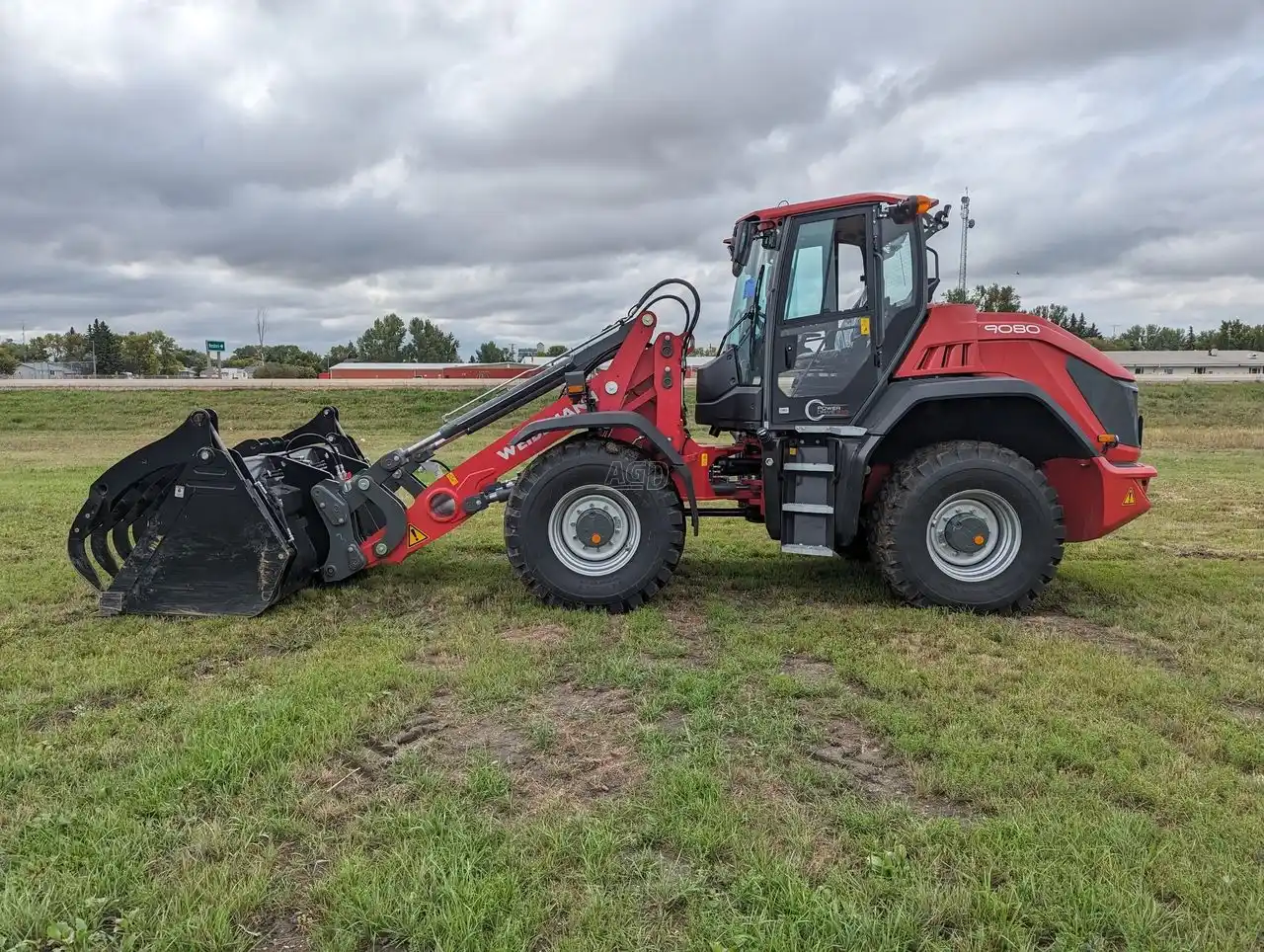 Gallery image 1 for New 2023 Weidemann 9080 Wheel Loader