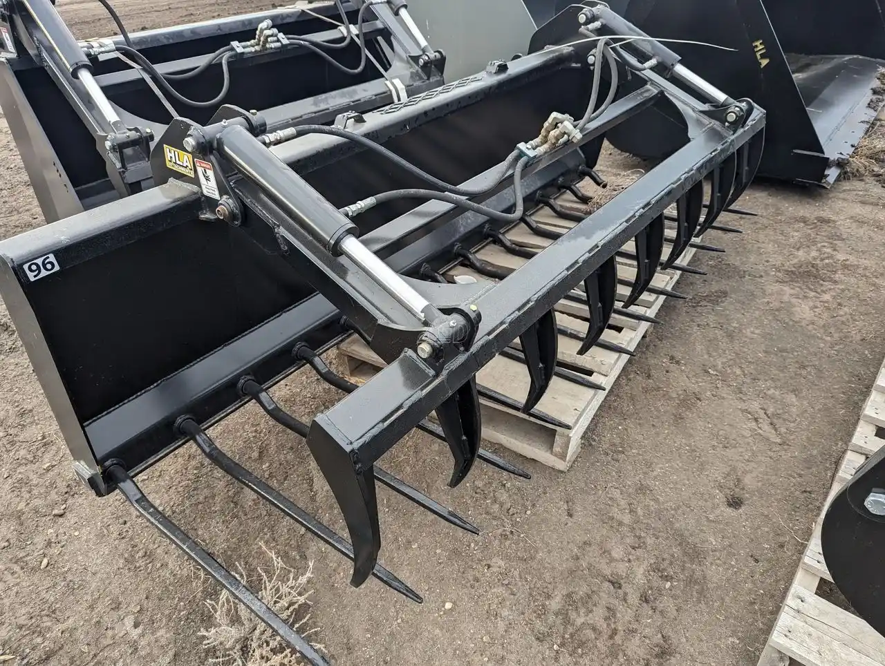 Gallery image 1 for New 2023 HLA MFE96BO500GR84 Manure Fork