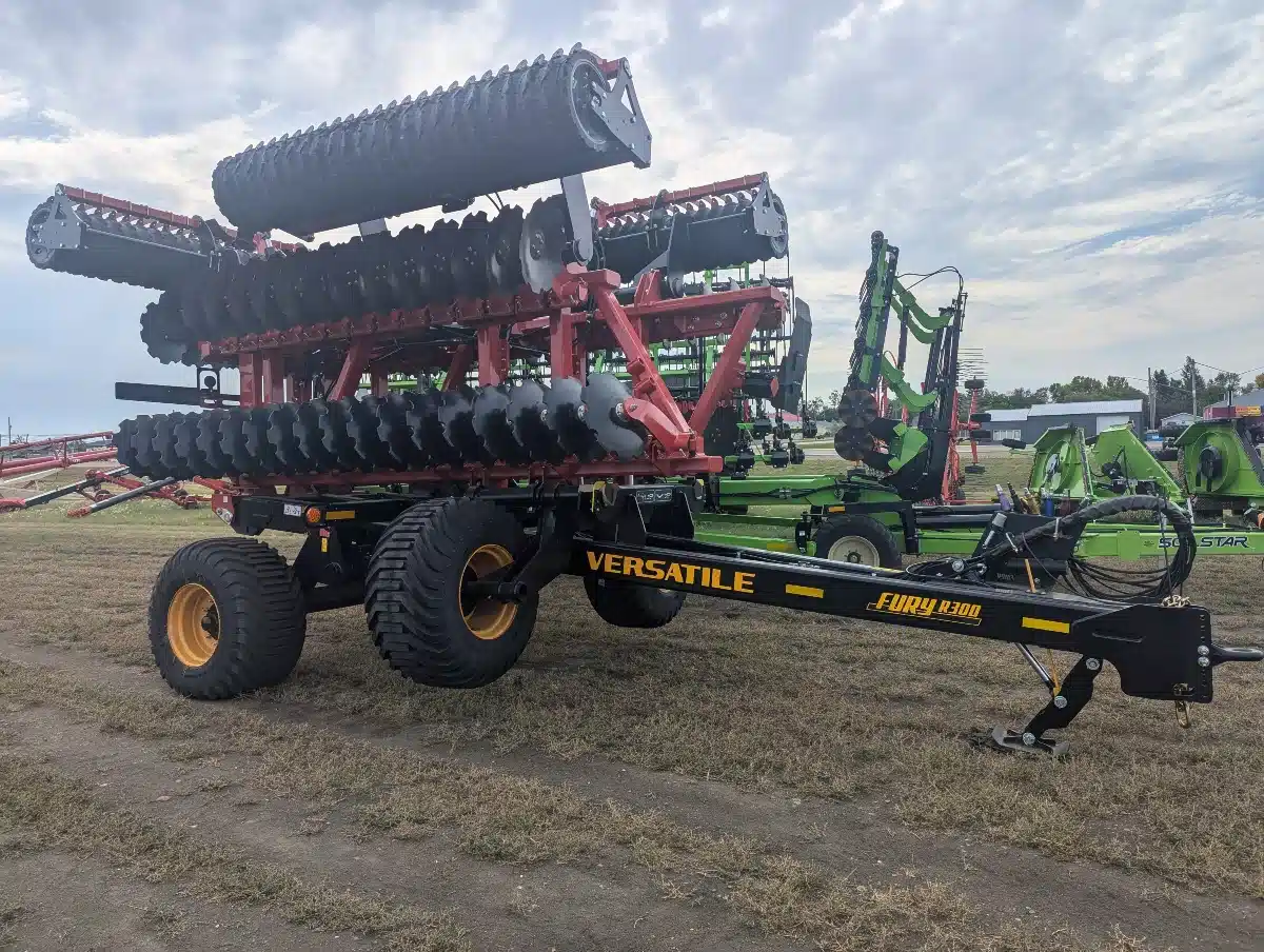 Gallery image 1 for New 2024 Versatile FURY HS.300 Disc High Speed