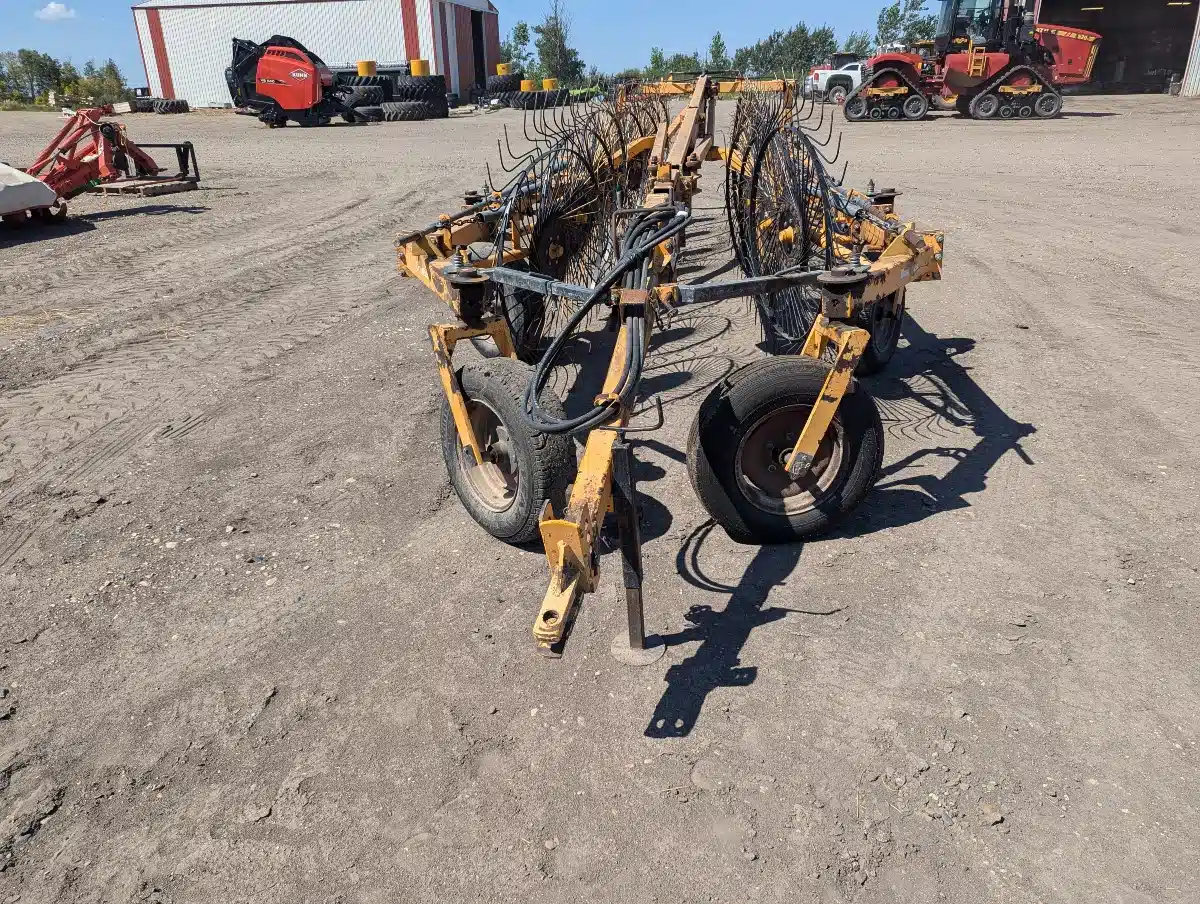 Gallery image 2 for Used Buhler Haymaster Rake