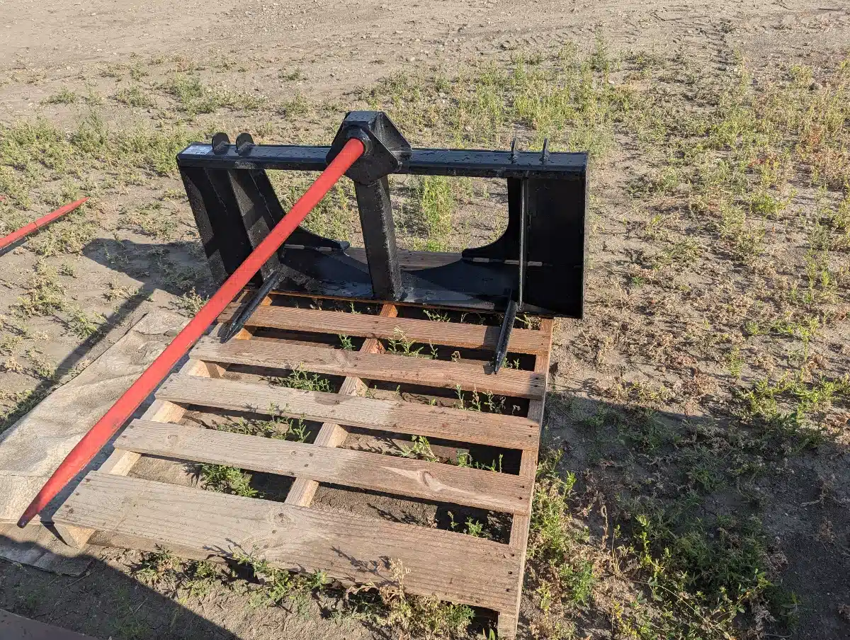 Gallery image 2 for New 2024 HLA Attachments SE50B0500 Bale Spear