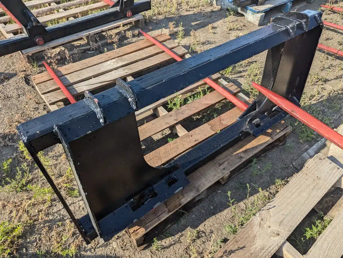 Gallery image 2 for New 2024 HLA DE50B0500 Bale Spear
