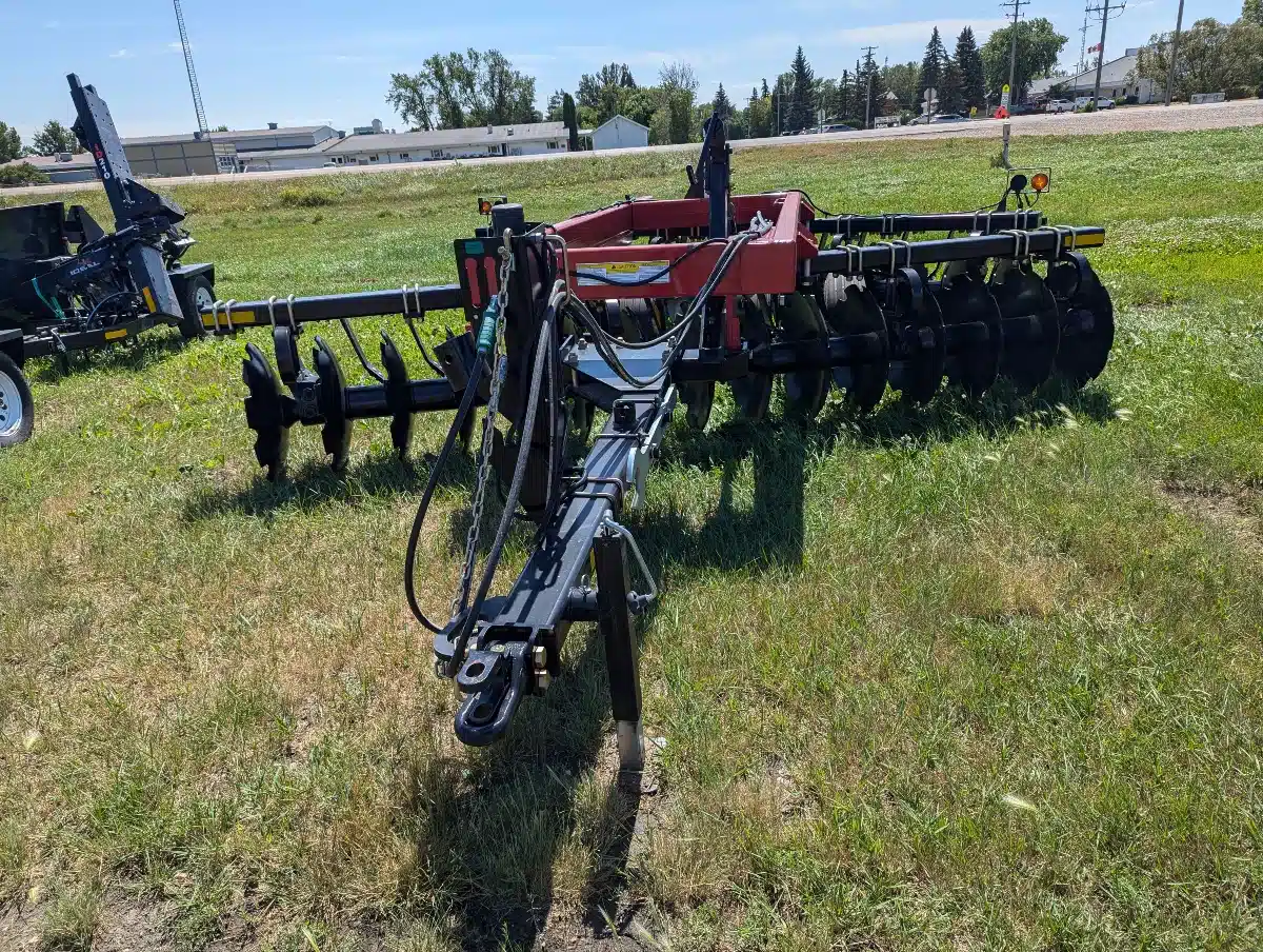 Gallery image 2 for New 2023 Versatile SD650 Disc