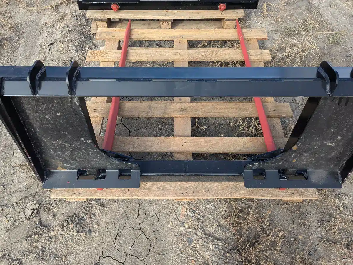 Gallery image 2 for New 2024 1st Products DE50B0500 Bale Spear