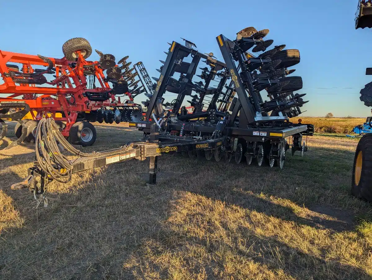 Gallery image 1 for New 2024 Mandako STORM S2720 Vertical Tillage