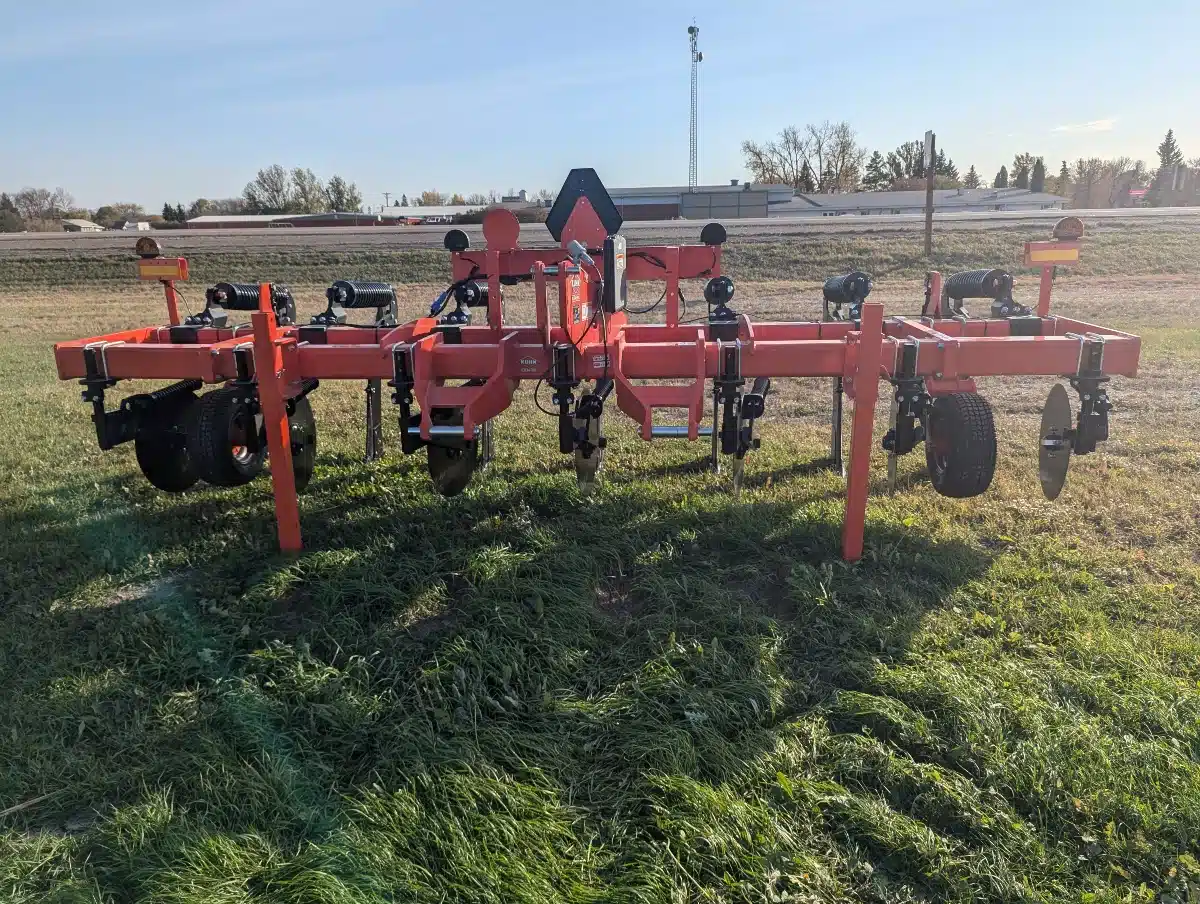 Gallery image 2 for New 2024 Kuhn Krause 4835-730R Ripper