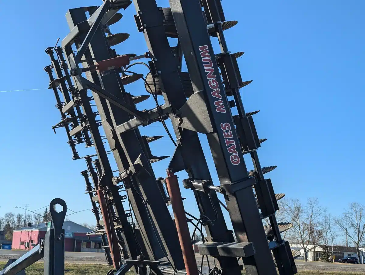 Gallery image 2 for Used 2009 Gates 40C Vertical Tillage