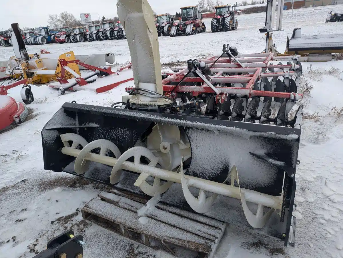 Gallery image 2 for New 2024 Farm King Allied 8420 Snow Blower